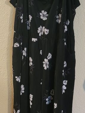 Black Floral Midi Jumpsuit with Pockets